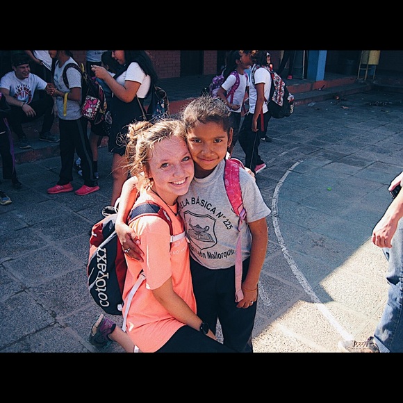 Meet your Posher, Aly - Picture 1 of 1